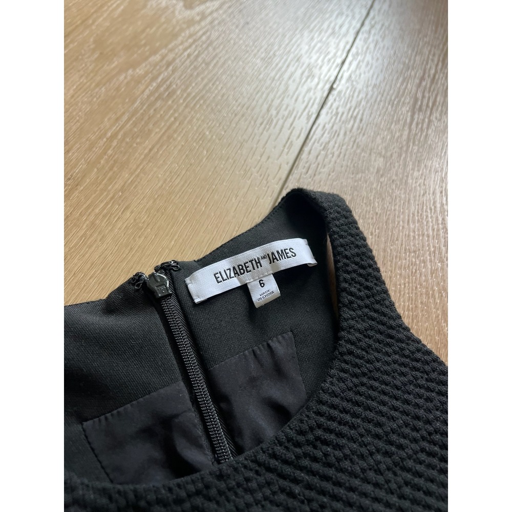 Classic Black Halter Skater Dress - Picture 5 of 12